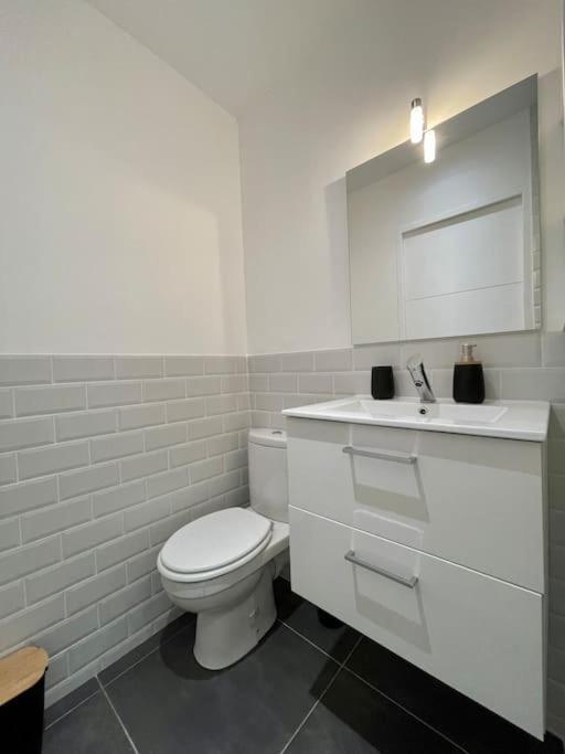 Logement Cosy Cuisine / Terrasse / Bbq Ollioules Exterior foto